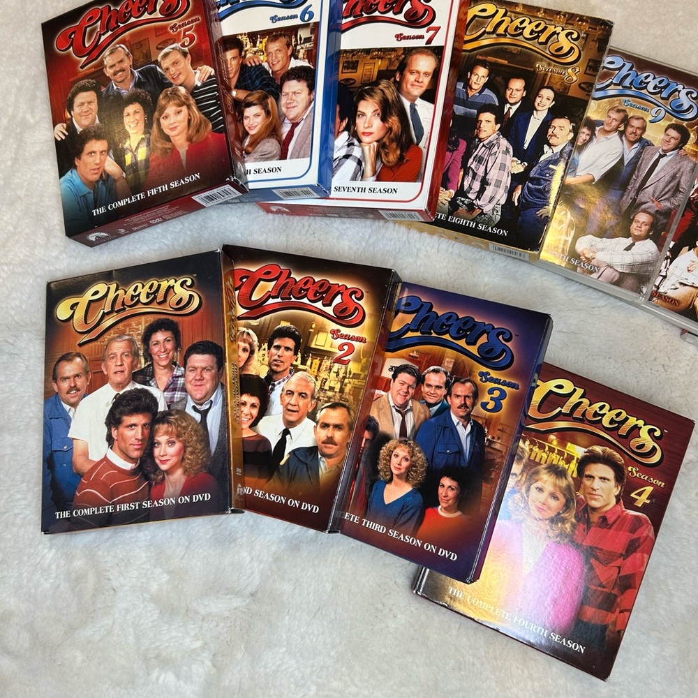 Cheers Complete 11 Seasons DVD Box Sets - Picture 3 of 4